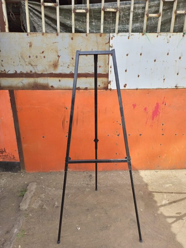 Heavy Duty Tripod Stand - Image 17