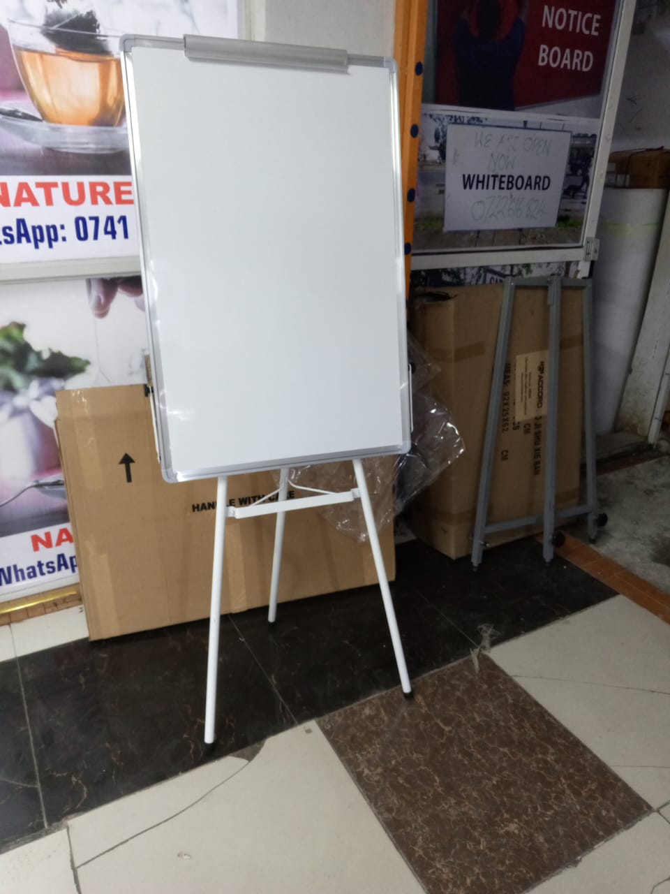 Imported Flip Chart Stand White Board 90cm x 60cm (3ft x 2ft) Imported Flip Chart Stand White Board 90cm x 60cm (3ft x 2ft)