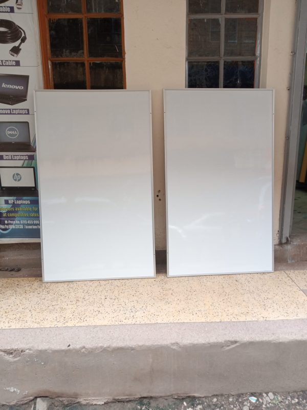Heavy Duty White Board 120cm x 90cm (4ft x 3ft)