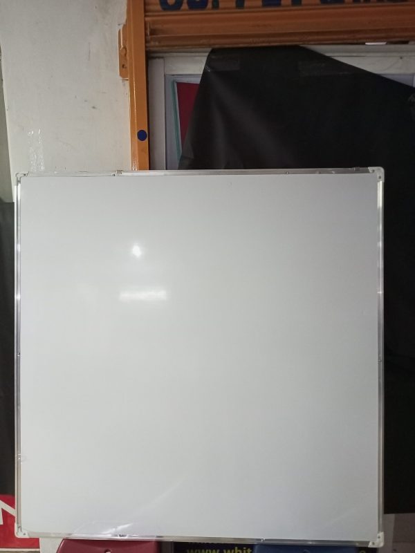 Magnetic  White Board 120cm x 120cm (4ft x 4ft) - Image 3