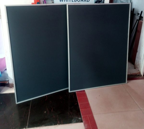 Heavy Duty Notice Board 120cm x 60cm (4ft x 2ft) - Image 3