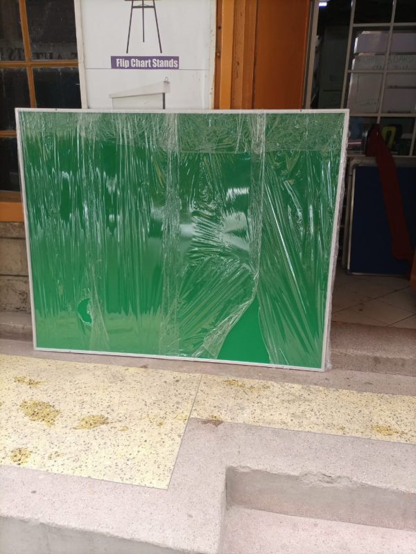 Heavy Duty Notice Board 120cm x 90cm (4ft x 3ft) - Image 6