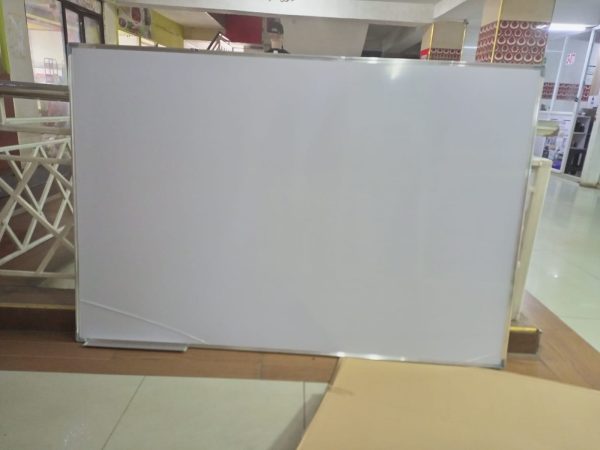 Dry Erase Magnetic White Board 180cm x 120cm (6ft x 4ft) - Image 6