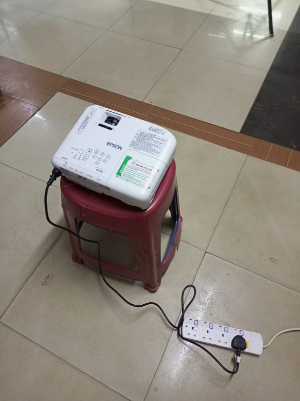 Projector For Hire - Image 4