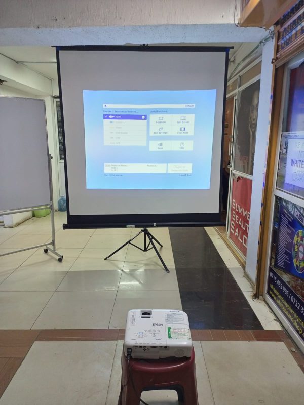 Projector For Hire - Image 3