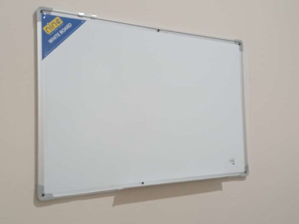 Magnetic  White Board 120cm x 90cm (4ft x 3ft) - Image 2