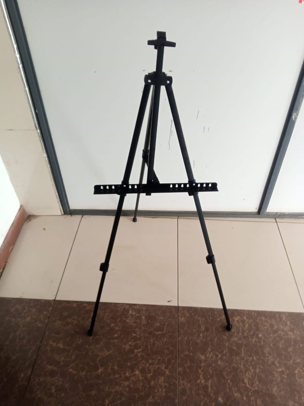 Light Duty Tripod Stand For Whiteboards - Image 2