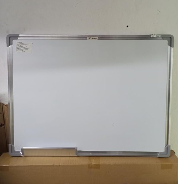 Magnetic White Boards 60cm x 45cm (2ft x 1.5ft) - Image 5