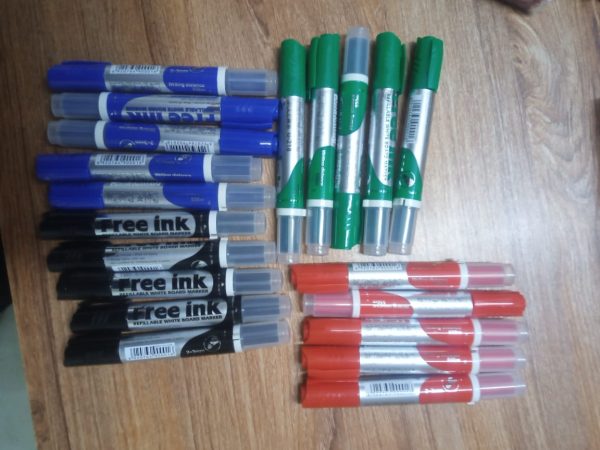 Free Ink Erasable White Board Markers (Blue / Black / Red / Green) - Image 29