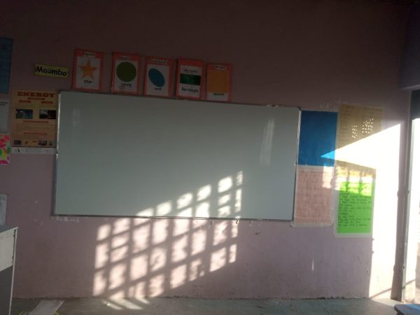 Heavy Duty White Board 240cm x 120cm (8ft x 4ft) + duster holder - Image 7