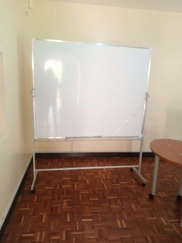 Portable Single-sided White Board 150cm x 120cm (5ft x 4ft) - Image 6