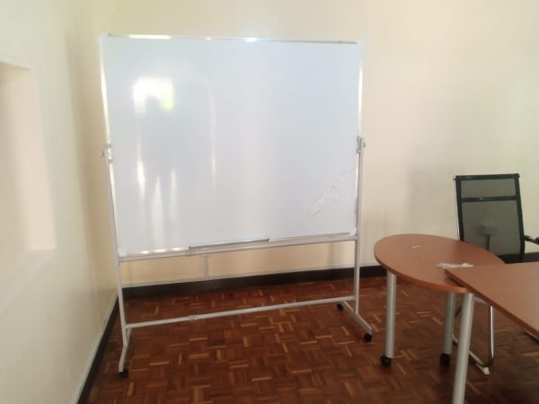 Portable Single-sided White Board 150cm x 120cm (5ft x 4ft) - Image 12