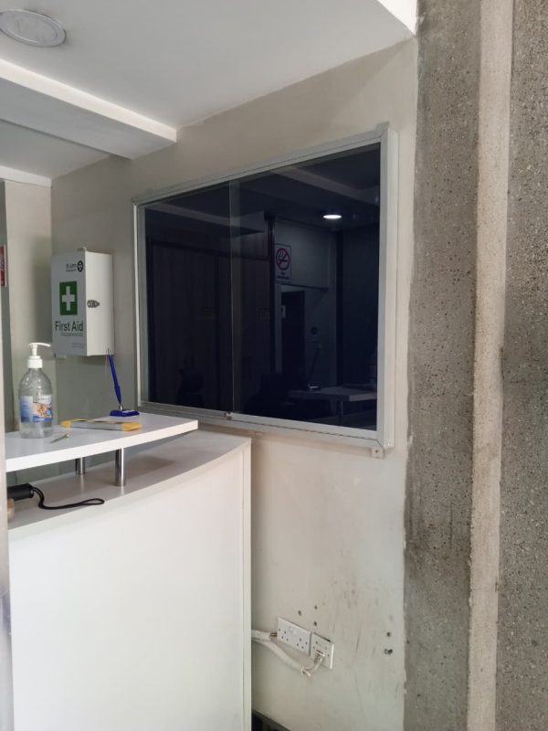 Sliding Glass Notice Boards 150cm x 120cm (5ft x 4ft) - Image 8