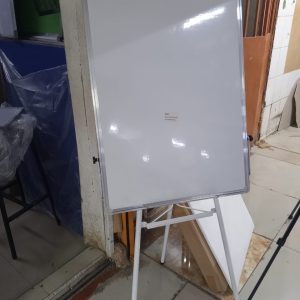 Flipchart Stand for Hire in Meetings – Professional Presentation Solution